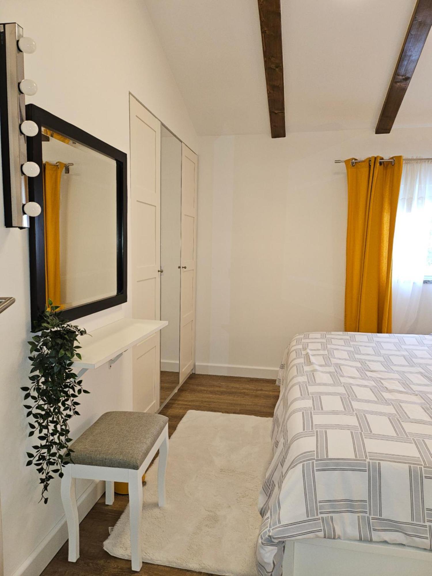 Apartman Pojine Gabonjin Eksteriør billede