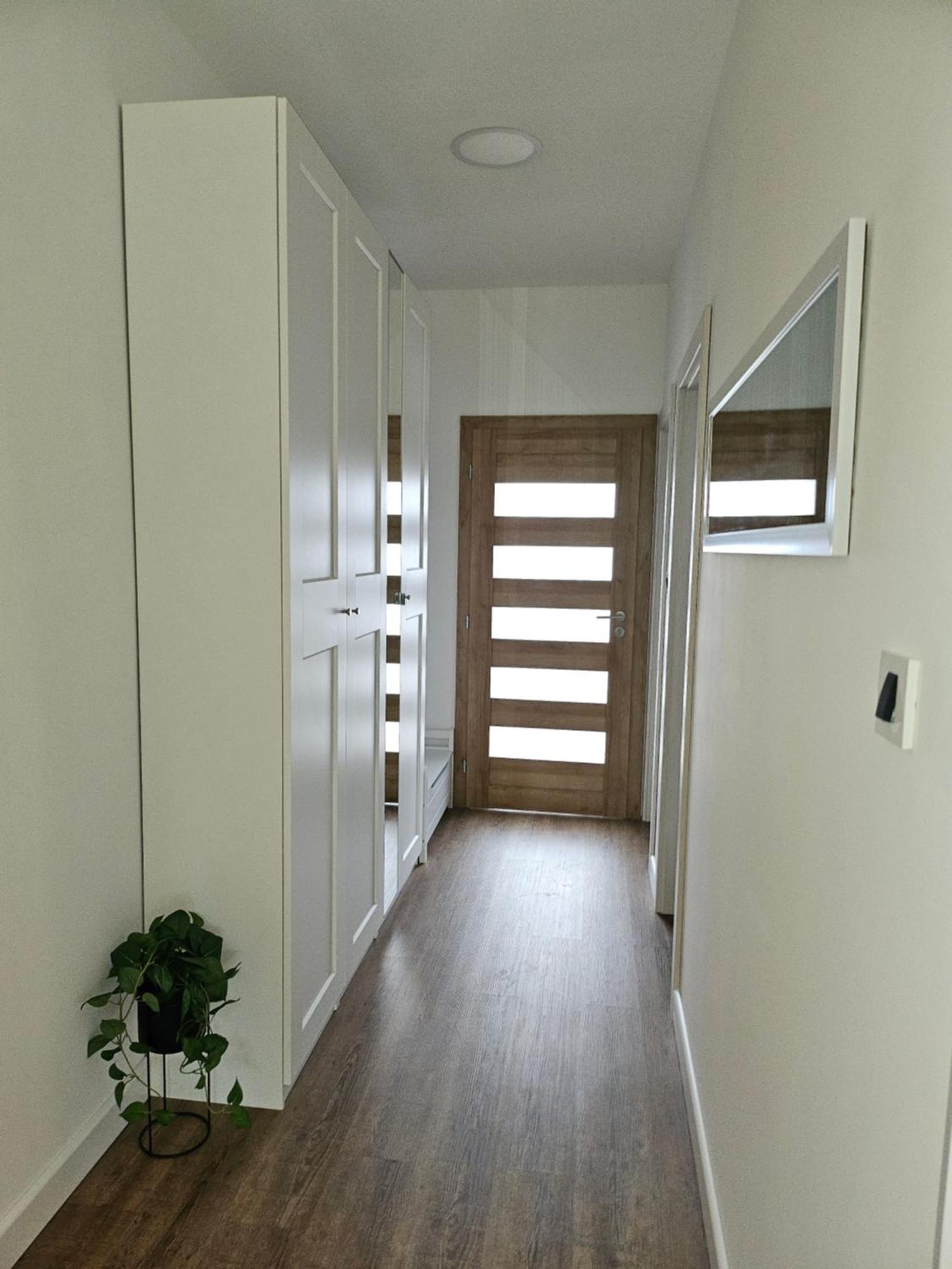 Apartman Pojine Gabonjin Eksteriør billede